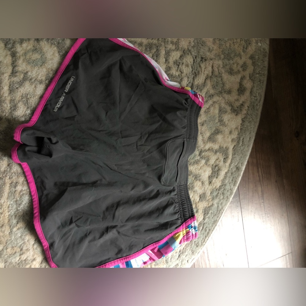 Women’s under armor running shorts